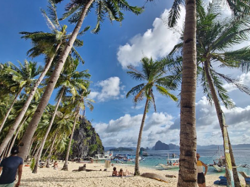 七司令沙灘（Seven Commando Beach）